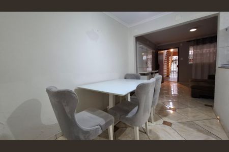 Casa à venda com 135m², 3 quartos e 1 vaga Casa à venda com 135m², 3 quartos e 1 vagaCopa