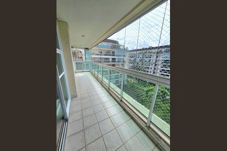 Apartamento à venda com 130m², 3 quartos e 2 vagasSacada