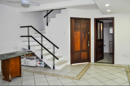 Casa de condomínio à venda com 146m², 3 quartos e 1 vagaSala