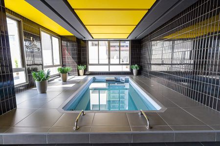 Apartamento à venda com 69m², 2 quartos e 1 vagaÁrea comum - Piscina