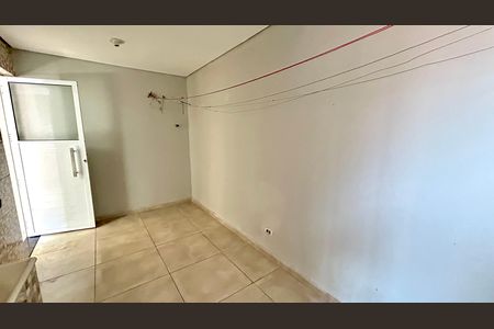 Casa para alugar com 80m², 2 quartos e 1 vaga Casa para alugar com 80m², 2 quartos e 1 vagaÁrea de Serviço
