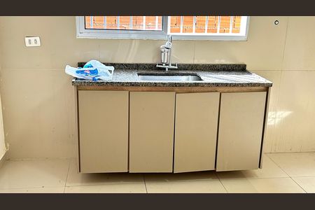 Casa para alugar com 80m², 2 quartos e 1 vaga Casa para alugar com 80m², 2 quartos e 1 vagaCozinha