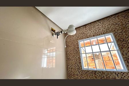 Casa para alugar com 80m², 2 quartos e 1 vaga Casa para alugar com 80m², 2 quartos e 1 vagaBanheiro