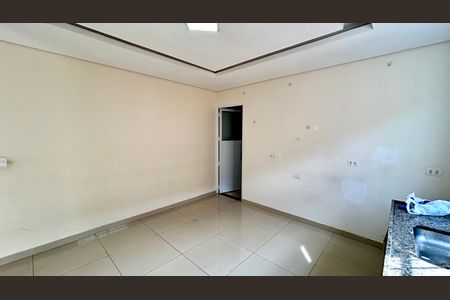 Casa para alugar com 80m², 2 quartos e 1 vaga Casa para alugar com 80m², 2 quartos e 1 vagaCozinha