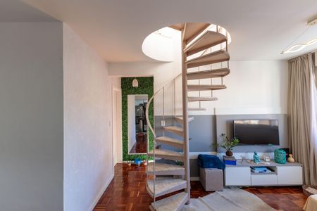 Apartamento à venda com 114m², 2 quartos e sem vagaSala