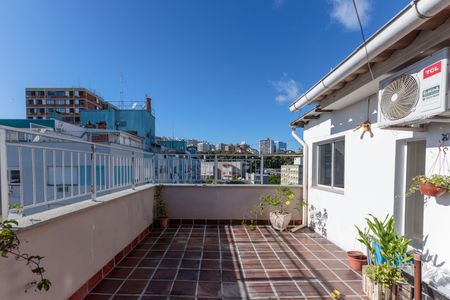 Apartamento à venda com 114m², 2 quartos e sem vagaTerraço