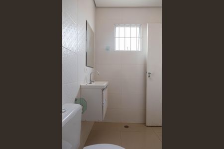 Casa para alugar com 145m², 2 quartos e 2 vagasBanheiro