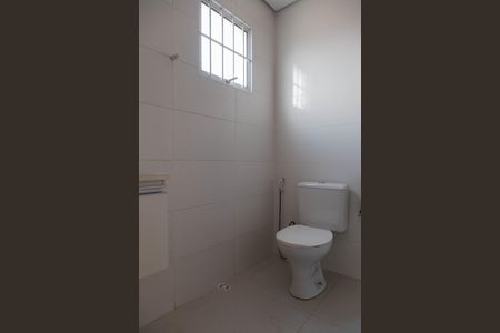 Casa para alugar com 145m², 2 quartos e 2 vagasBanheiro da Suíte