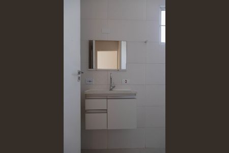 Casa para alugar com 145m², 2 quartos e 2 vagasBanheiro da Suíte