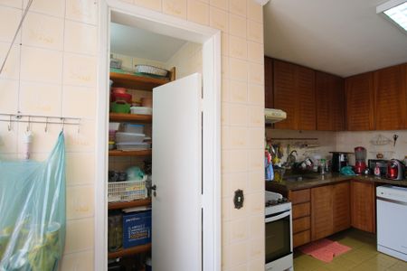 Apartamento à venda com 88m², 3 quartos e 1 vagaÁrea de Serviço