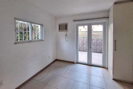 Casa de condomínio para alugar com 337m², 3 quartos e 3 vagasSuíte 1