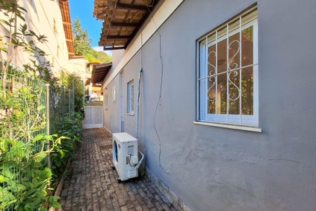 Casa de condomínio para alugar com 337m², 3 quartos e 3 vagasQuintal