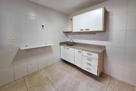 Casa de condomínio para alugar com 337m², 3 quartos e 3 vagasCozinha