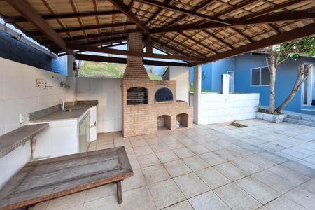 Casa de condomínio para alugar com 337m², 3 quartos e 3 vagasQuintal