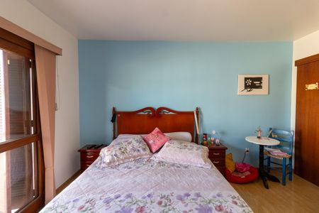 Casa à venda com 160m², 3 quartos e 2 vagasSuíte