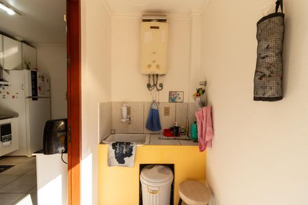 Casa à venda com 160m², 3 quartos e 2 vagasÁrea de Serviço