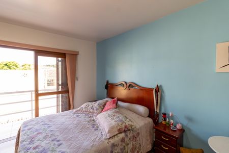 Casa à venda com 160m², 3 quartos e 2 vagasSuíte