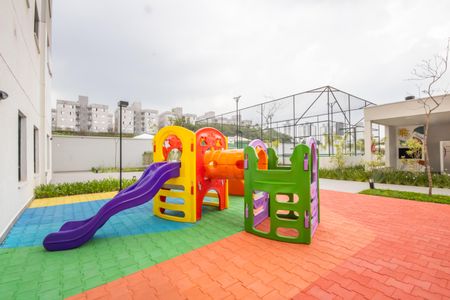 Apartamento para alugar com 42m², 1 quarto e 1 vaga Apartamento para alugar com 42m², 1 quarto e 1 vagaÁrea comum - Playground