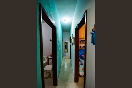 Casa de condomínio à venda com 115m², 3 quartos e 1 vaga Casa de condomínio à venda com 115m², 3 quartos e 1 vagaCorredor