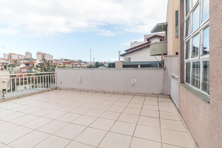 Casa para alugar com 300m², 3 quartos e 4 vagasTerraço