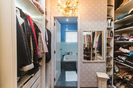 Casa para alugar com 300m², 3 quartos e 4 vagas Suíte 1