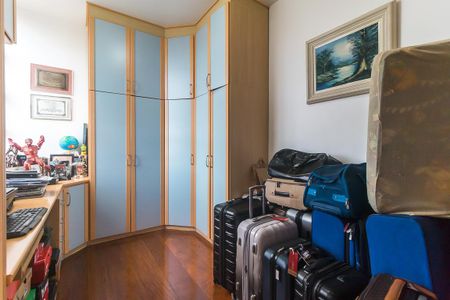 Casa para alugar com 300m², 3 quartos e 4 vagasQuarto 