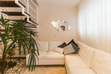 Casa para alugar com 300m², 3 quartos e 4 vagasSala 