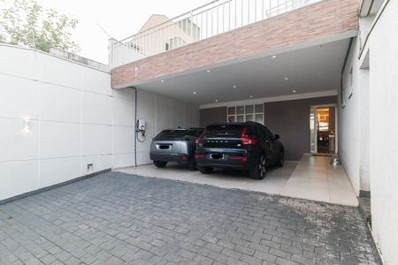 Casa para alugar com 300m², 3 quartos e 4 vagasGaragem