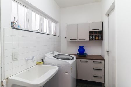 Casa para alugar com 300m², 3 quartos e 4 vagasÁrea de Serviço