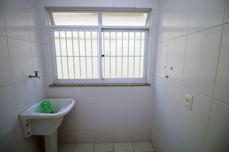 Apartamento para alugar com 80m², 2 quartos e 1 vagaÁrea de Serviço