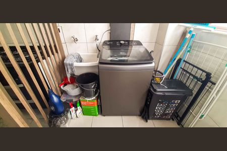 Apartamento à venda com 60m², 2 quartos e 1 vaga Apartamento à venda com 60m², 2 quartos e 1 vagaÁrea de Serviço