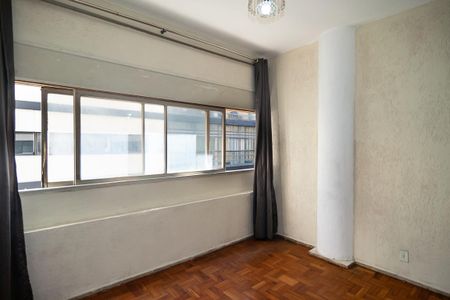 Apartamento à venda com 80m², 2 quartos e sem vagaSala