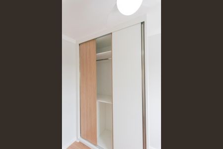 Apartamento à venda com 64m², 2 quartos e 1 vagaQuarto - Armários