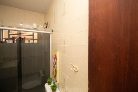 Casa à venda com 100m², 3 quartos e 1 vaga Casa à venda com 100m², 3 quartos e 1 vagaBanheiro