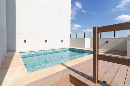 Apartamento à venda com 37m², 2 quartos e sem vagaÁrea comum - Piscina
