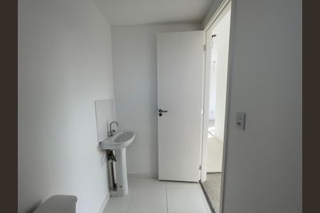 Apartamento à venda com 37m², 2 quartos e sem vagaBanheiro
