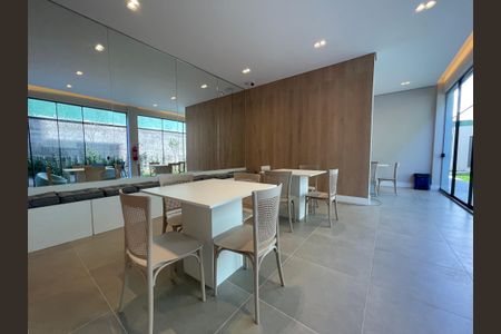 Apartamento à venda com 37m², 2 quartos e sem vagaÁrea comum - Salão de festas