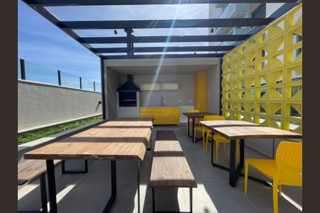 Apartamento à venda com 37m², 2 quartos e sem vagaÁrea comum - Churrasqueira