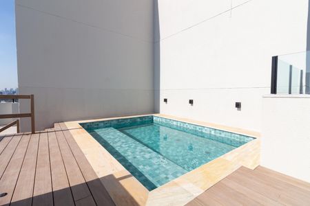 Apartamento à venda com 37m², 2 quartos e sem vagaÁrea comum - Piscina