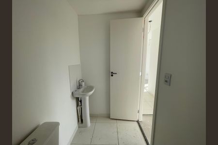 Apartamento à venda com 37m², 2 quartos e sem vagaBanheiro