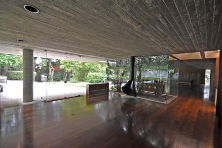 Casa à venda com 976m², 4 quartos e 5 vagas