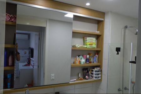 Apartamento para alugar com 45m², 2 quartos e 1 vaga Apartamento para alugar com 45m², 2 quartos e 1 vagaBanheiro