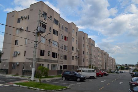 Apartamento para alugar com 45m², 2 quartos e 1 vaga Apartamento para alugar com 45m², 2 quartos e 1 vagaFachada