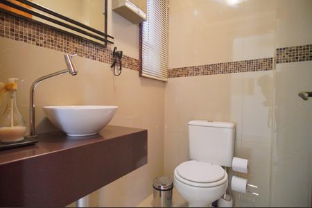 Casa à venda com 200m², 3 quartos e 2 vagasLavabo