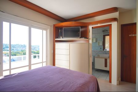 Casa à venda com 200m², 3 quartos e 2 vagasSuíte