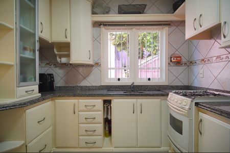 Casa à venda com 200m², 3 quartos e 2 vagasCozinha