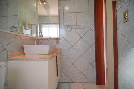 Casa à venda com 200m², 3 quartos e 2 vagasBanheiro da Suíte