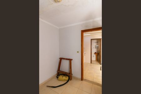 Casa à venda com 330m², 3 quartos e 2 vagas Casa à venda com 330m², 3 quartos e 2 vagasQuarto de Serviço