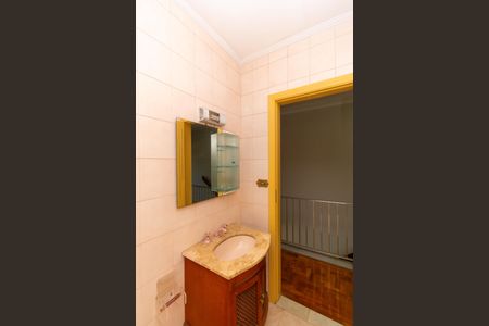 Casa à venda com 330m², 3 quartos e 2 vagas Casa à venda com 330m², 3 quartos e 2 vagasBanheiro 2