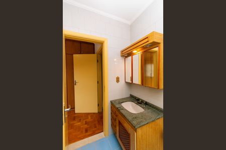 Casa à venda com 330m², 3 quartos e 2 vagas Casa à venda com 330m², 3 quartos e 2 vagasBanheiro da Suíte